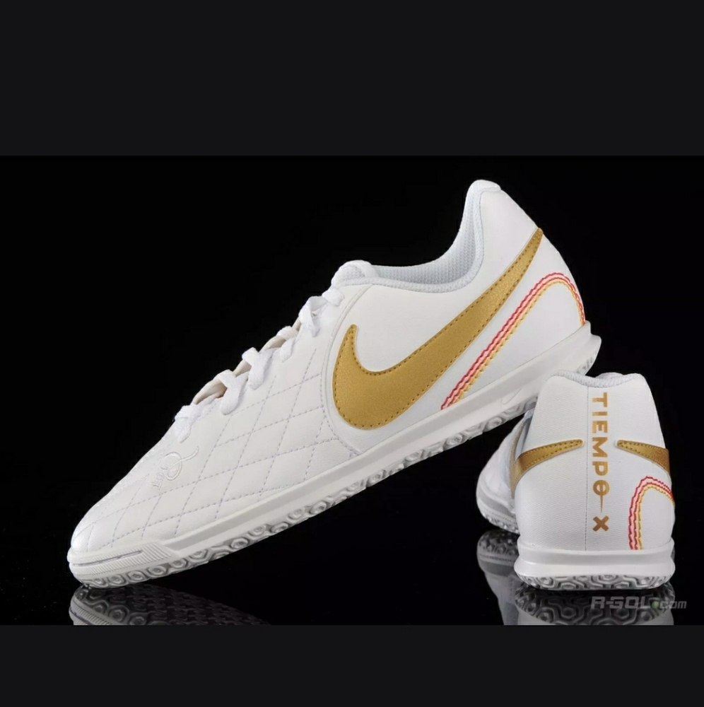 Nwob! Nike LegendX 7